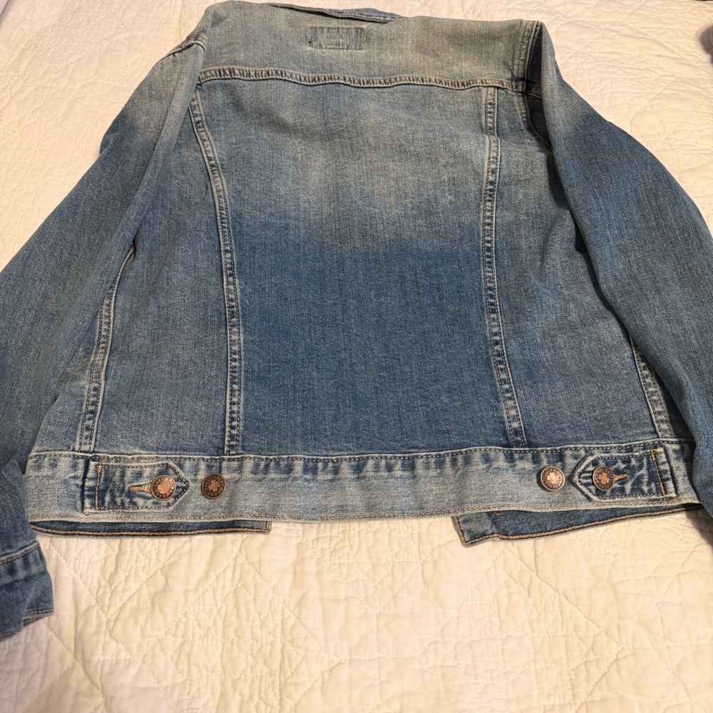 Lucky Brand Women's Light Blue Jean Jacket - Picture 4 of 4